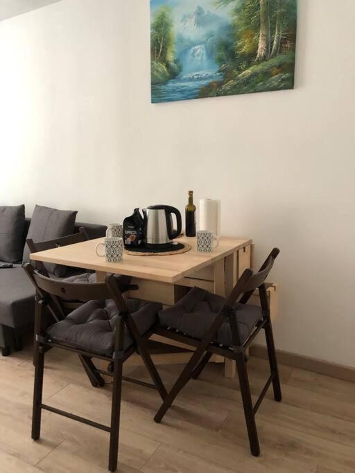 Apartment Superbe Meuble Refait A Neuf Tricastin